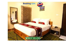 Goroomgo Silicon Residency Puri Near Sea Beach & Temple - Luxurious Room - Lift And Parking Facilities - Best Seller
