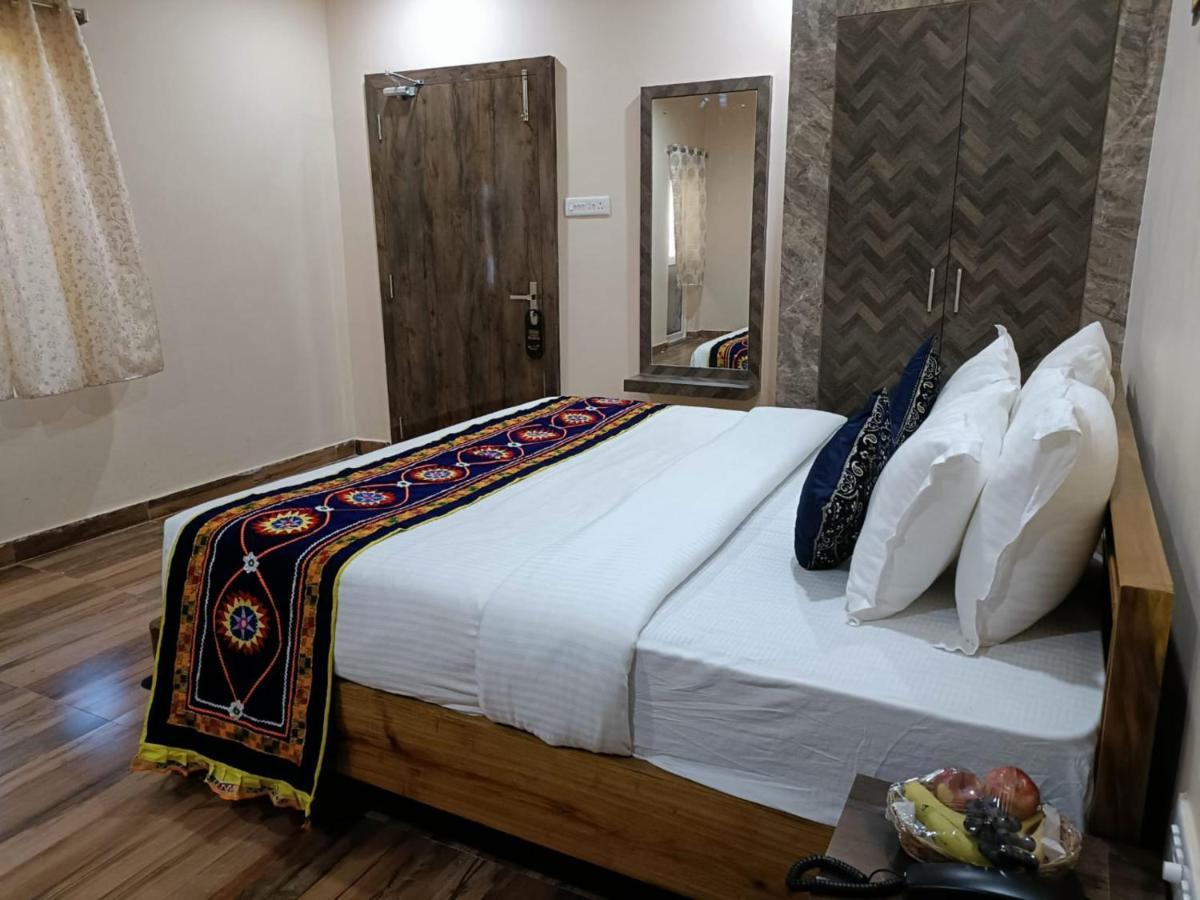 Goroomgo Silicon Residency Puri Exterior photo