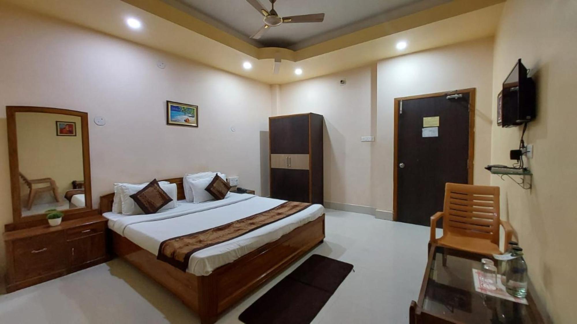 Goroomgo Silicon Residency Puri Exterior photo